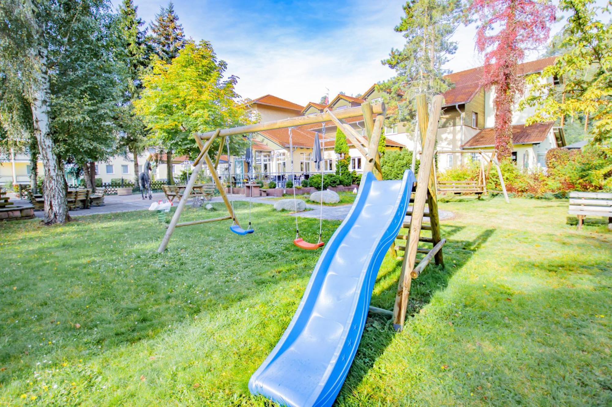 Ferien Hotel Spree-Neisse Neuhausen  Bagian luar foto
