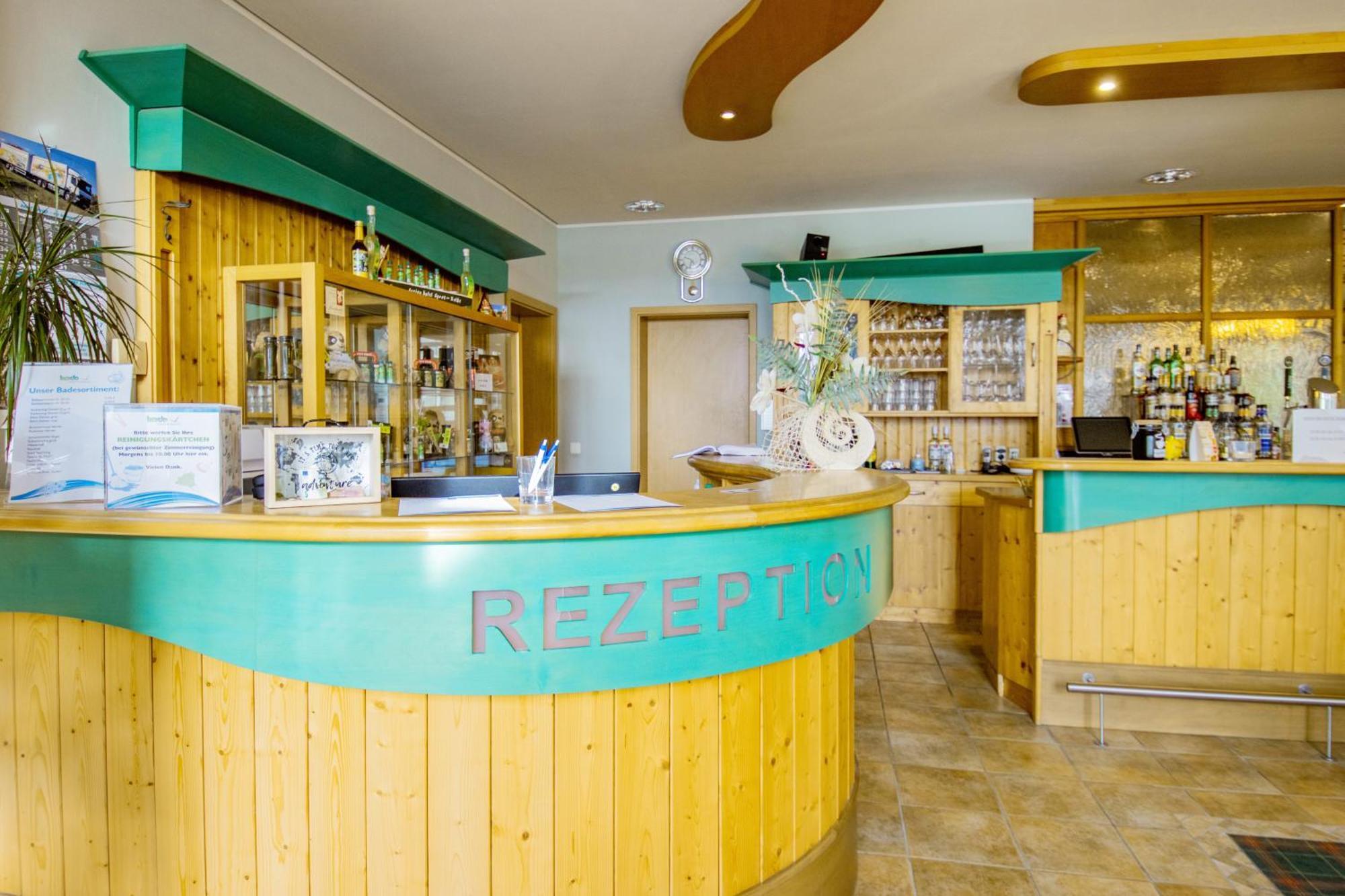 Ferien Hotel Spree-Neisse Neuhausen  Bagian luar foto