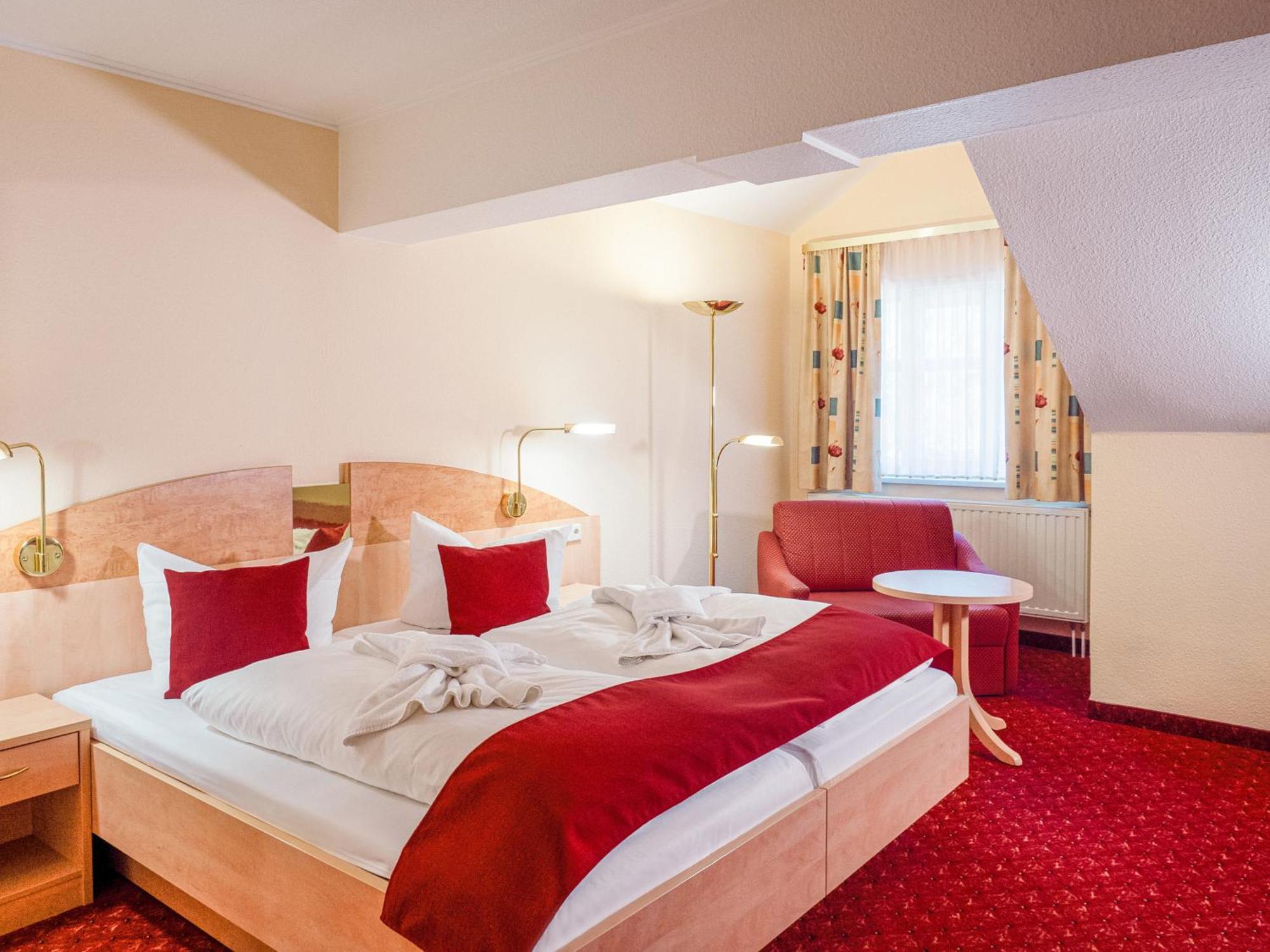 Ferien Hotel Spree-Neisse Neuhausen  Bagian luar foto