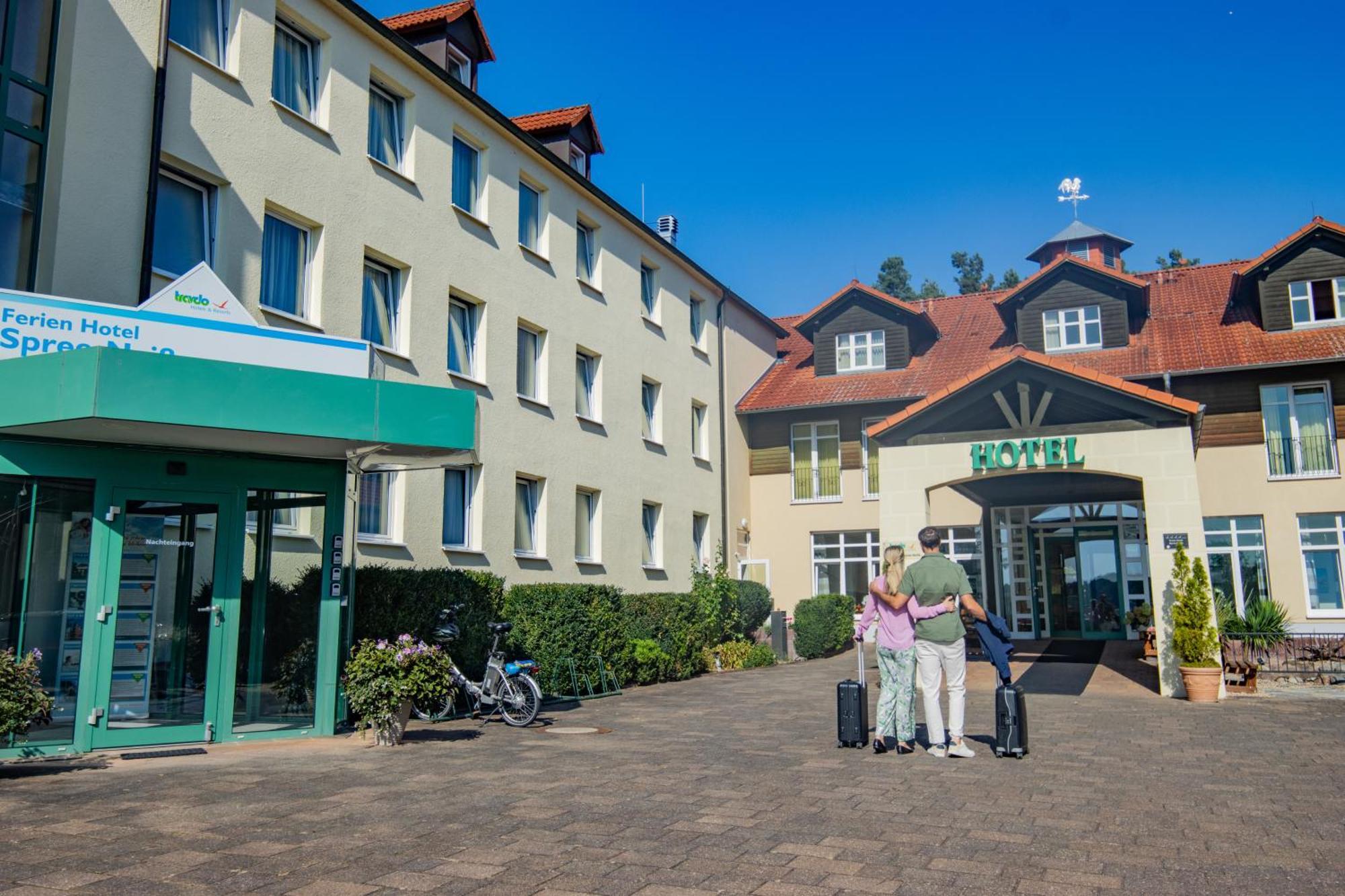 Ferien Hotel Spree-Neisse Neuhausen  Bagian luar foto