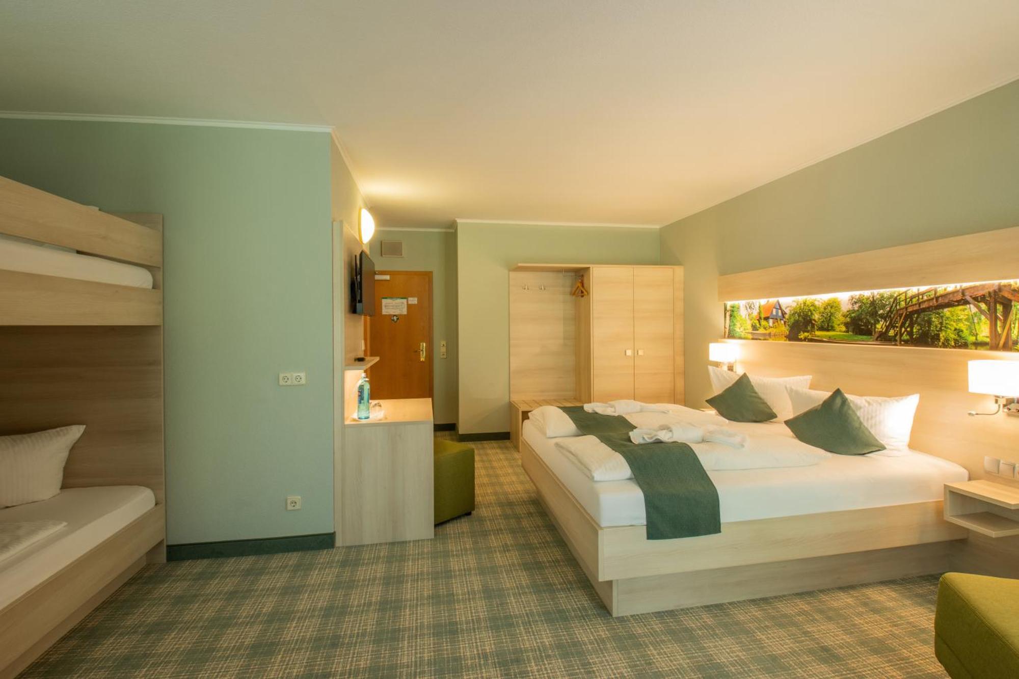 Ferien Hotel Spree-Neisse Neuhausen  Bagian luar foto